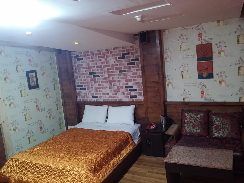 Cyber Motel Gunsan Exterior foto